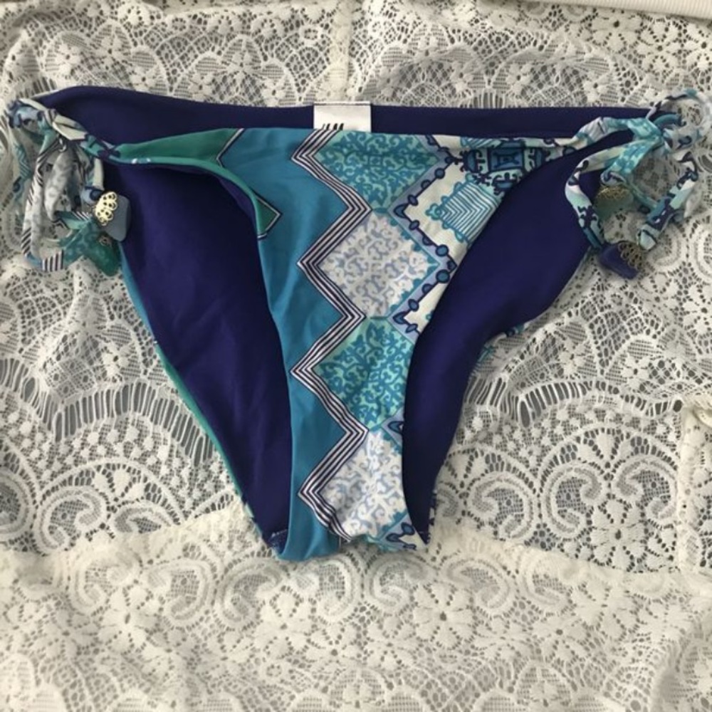 Swimsuit bottoms